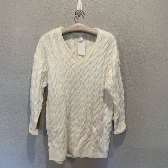 NWT * H&M cable knit sweater *read - Picture 2 of 6